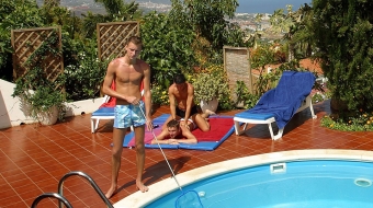 Heat around the pool