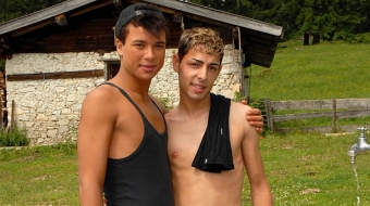 Marek and Travis fuck in mountains