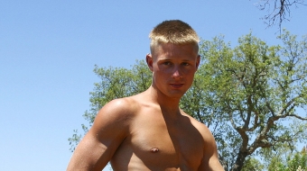 Jeep Safari: Justin Beeker and Mario on the Rocks