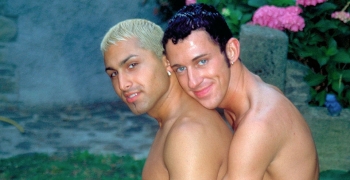 Hot Flip Fuck Threeway